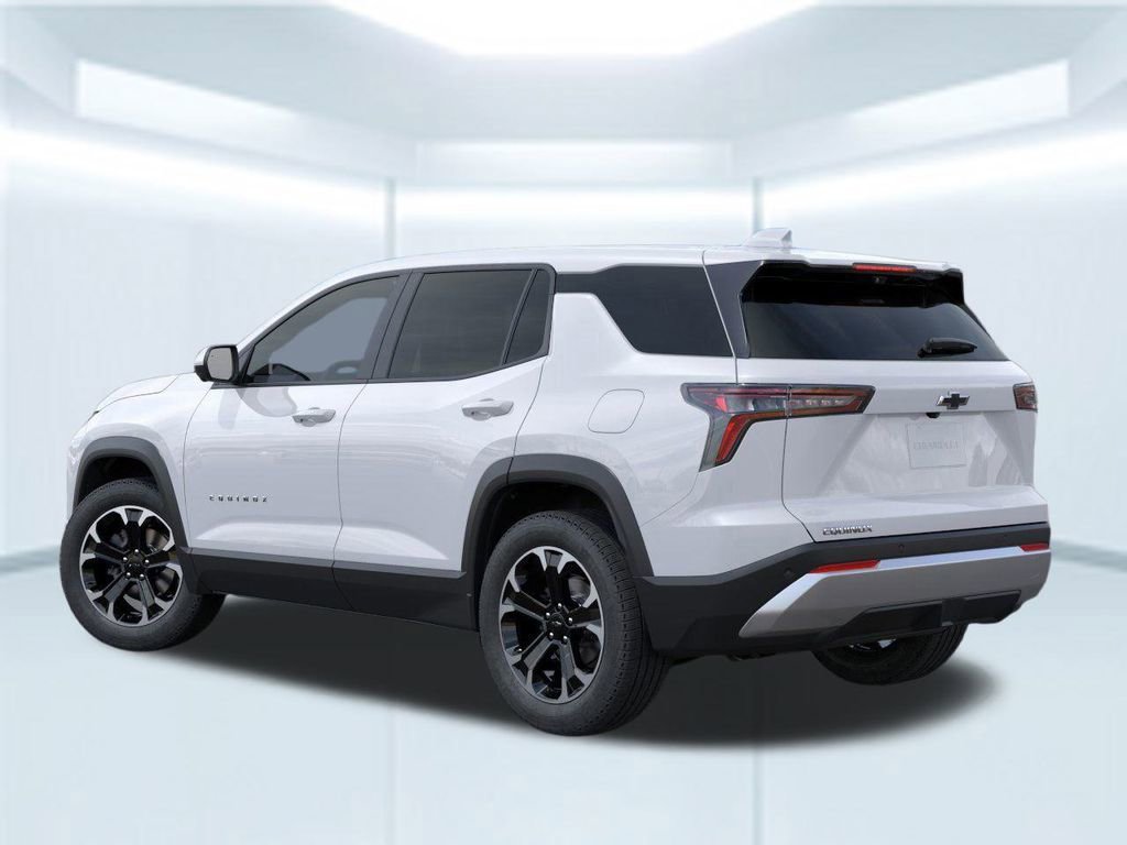 2026 Chevrolet Equinox LT photo 2