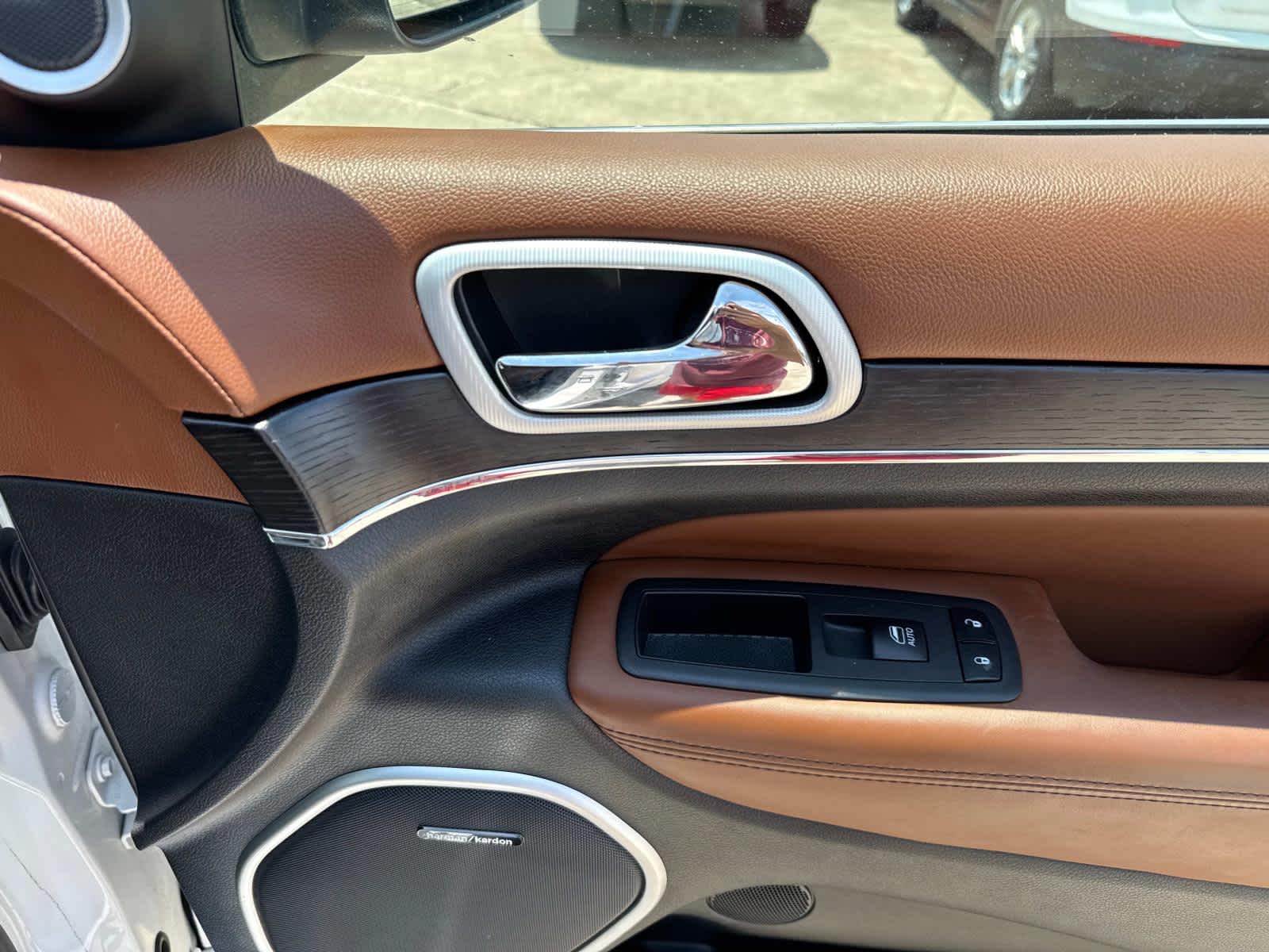 2021 Jeep Grand Cherokee Summit photo 31