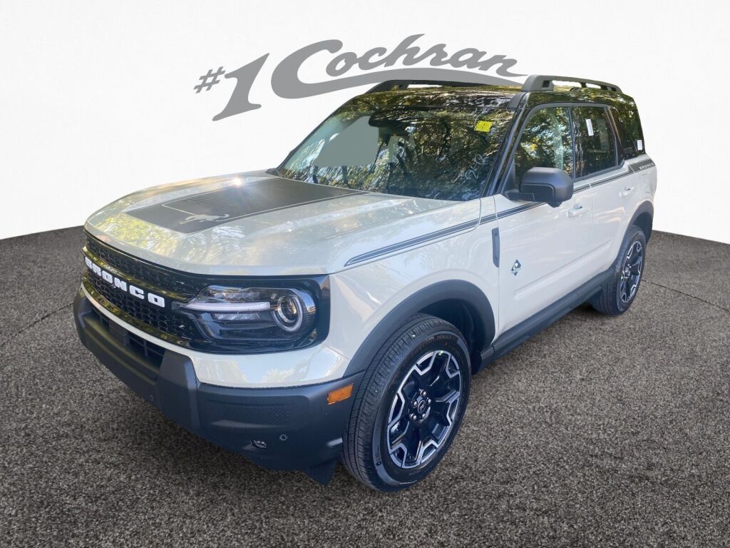 2025 Ford Bronco Sport Outer Banks photo 3