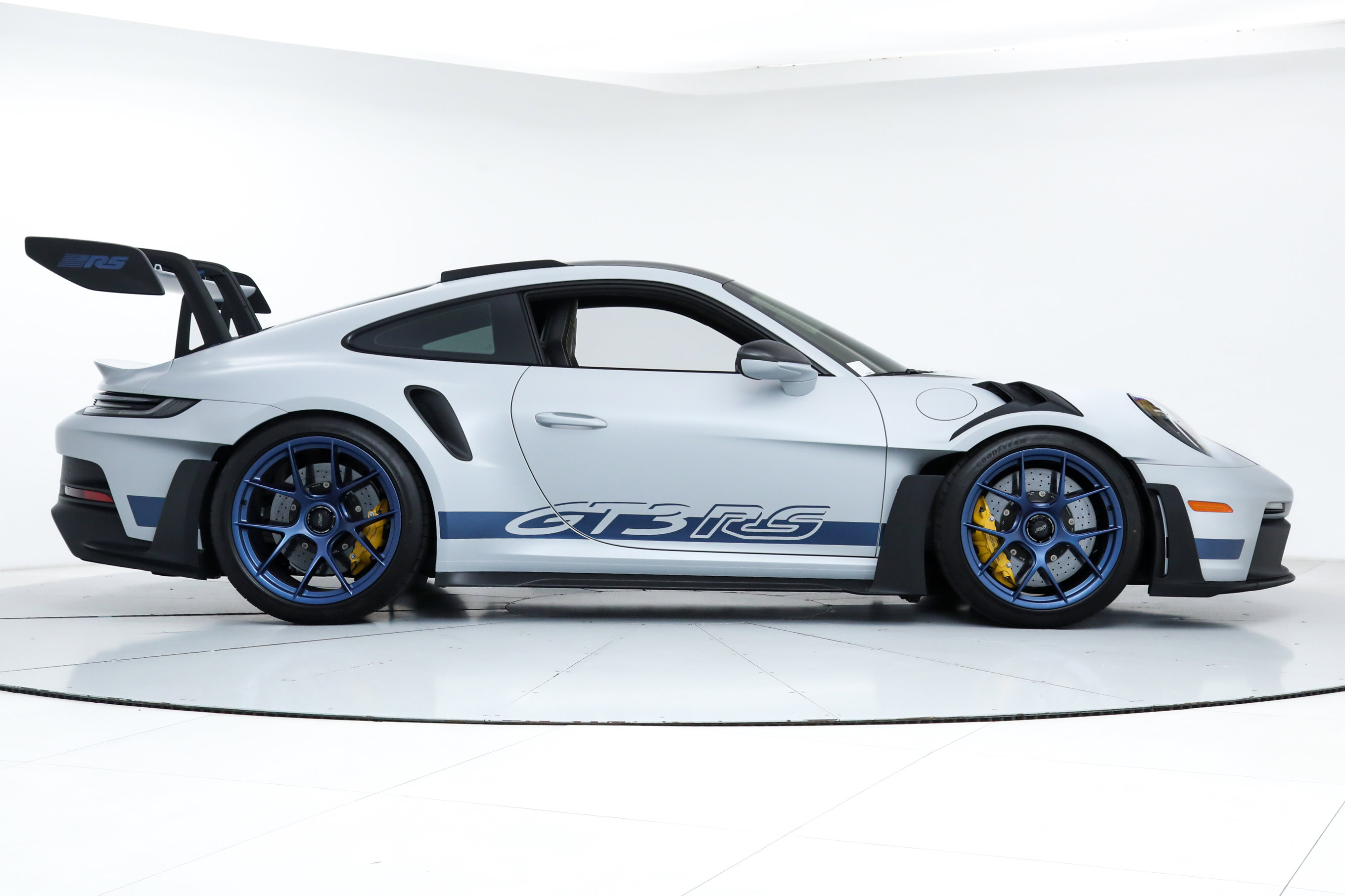 2025 Porsche 911 GT3 RS photo 6