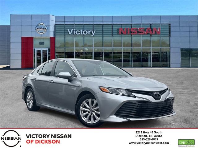 2020 Toyota Camry LE's photo