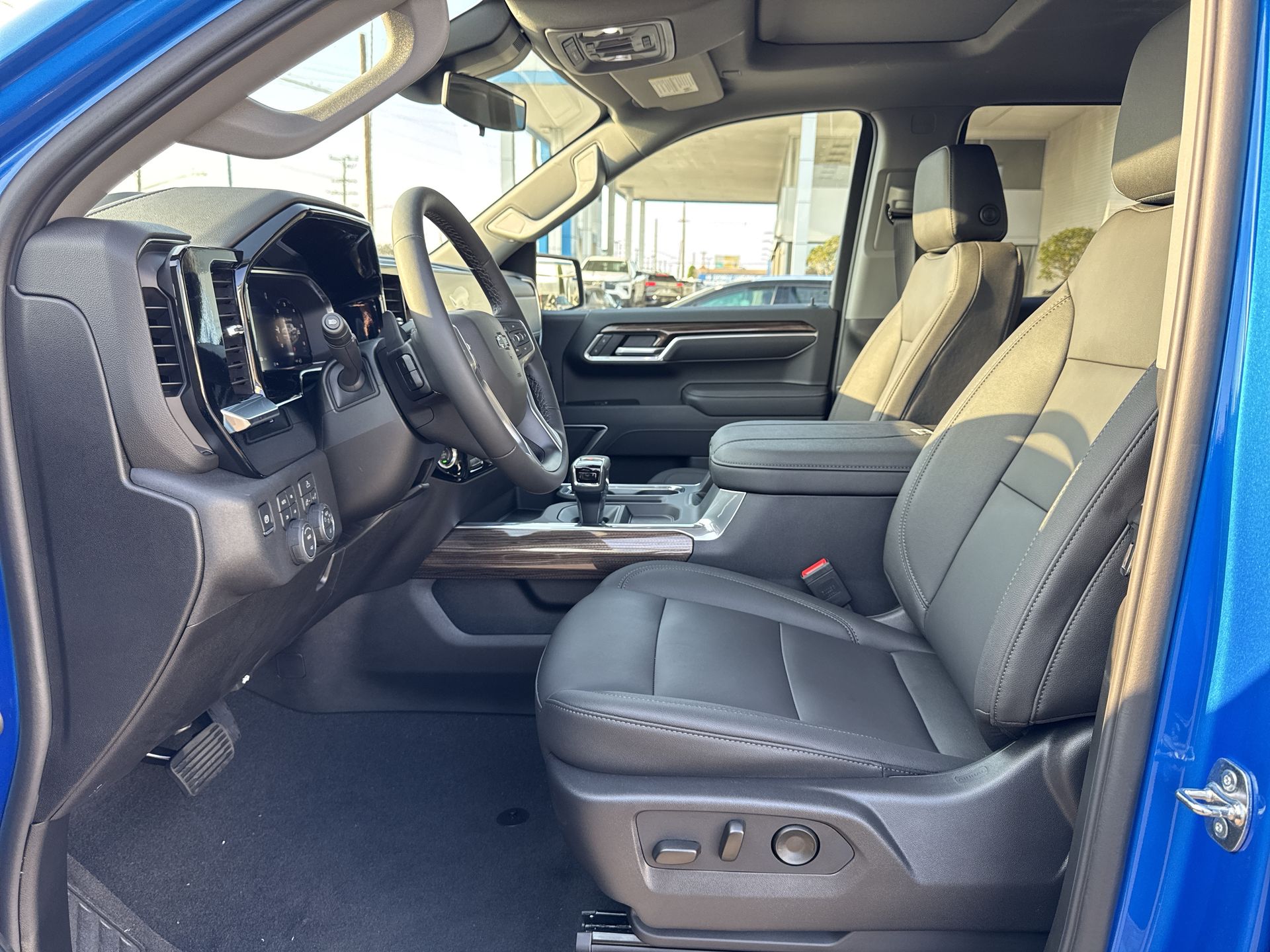 2026 Chevrolet Silverado 1500 RST photo 22