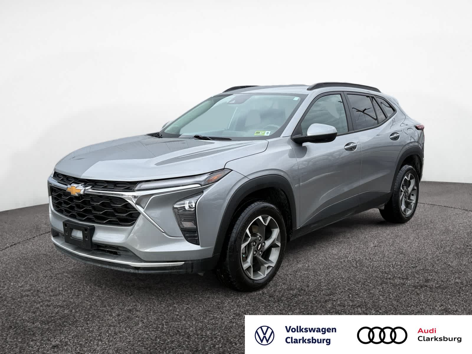 2024 Chevrolet Trax LT's photo