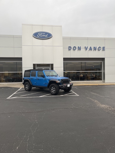 2023 Jeep Wrangler 4-Door Rubicon's photo