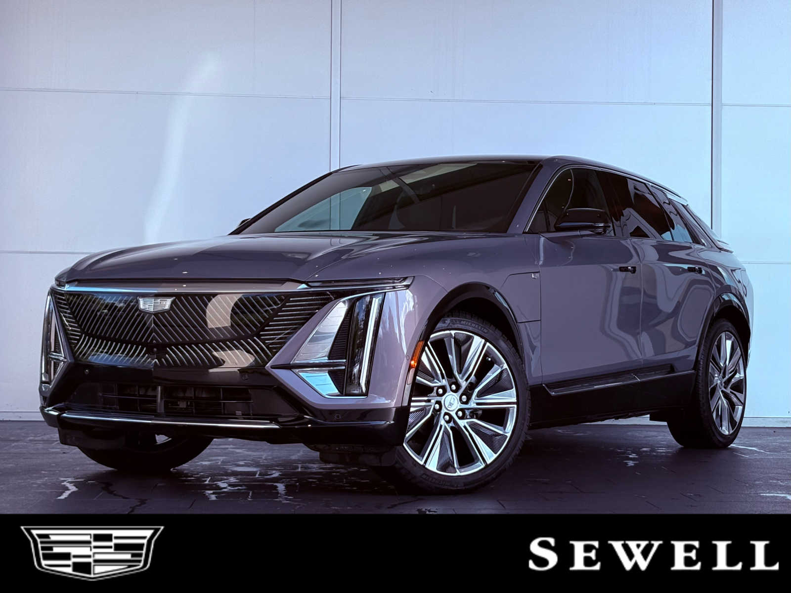 2024 Cadillac LYRIQ Luxury 3's photo