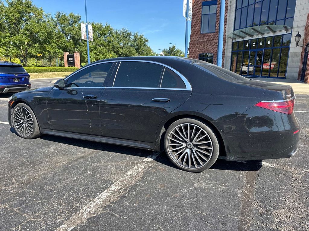 2022 Mercedes Benz S 580 4MATIC photo 3