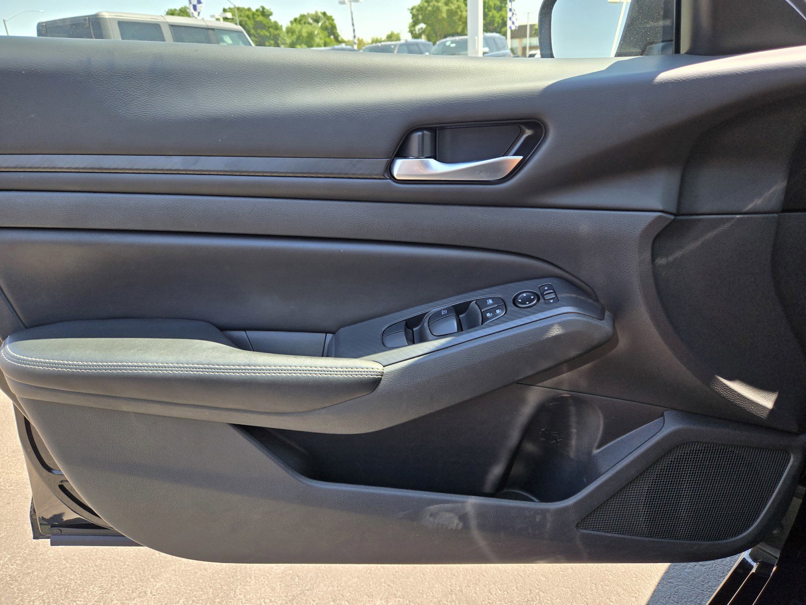 2024 Nissan Altima 2.5 SV photo 16