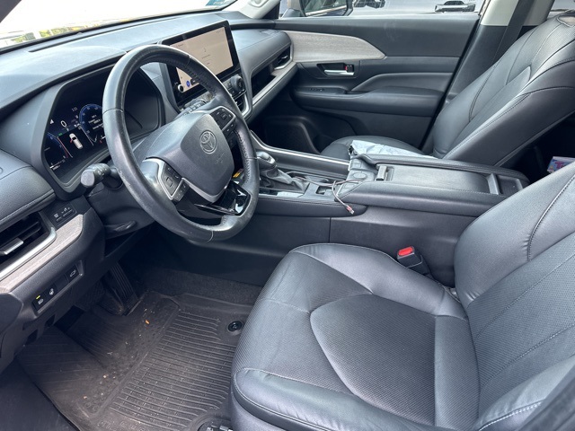 2024 Toyota Grand Highlander Limited photo 4
