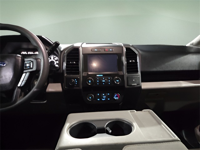 2020 Ford F-150 XLT photo 11