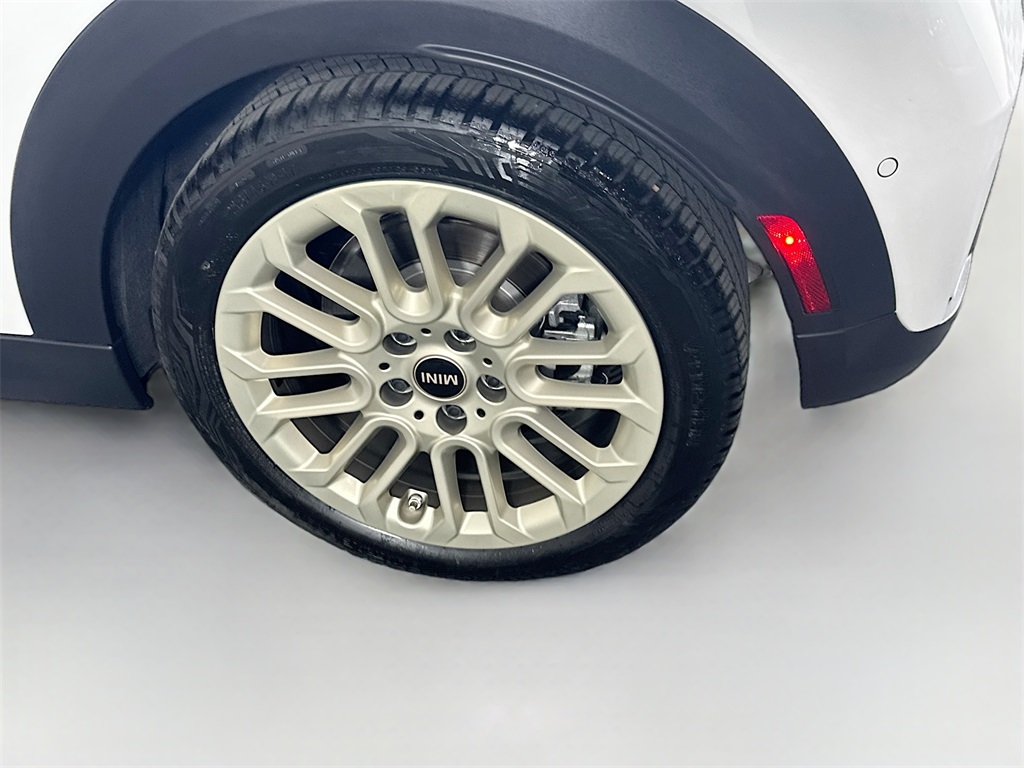 2025 Mini Cooper S Hardtop 2 Door photo 25