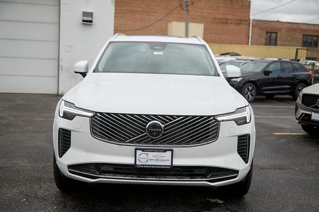 2025 VOLVO XC90 - Image 4