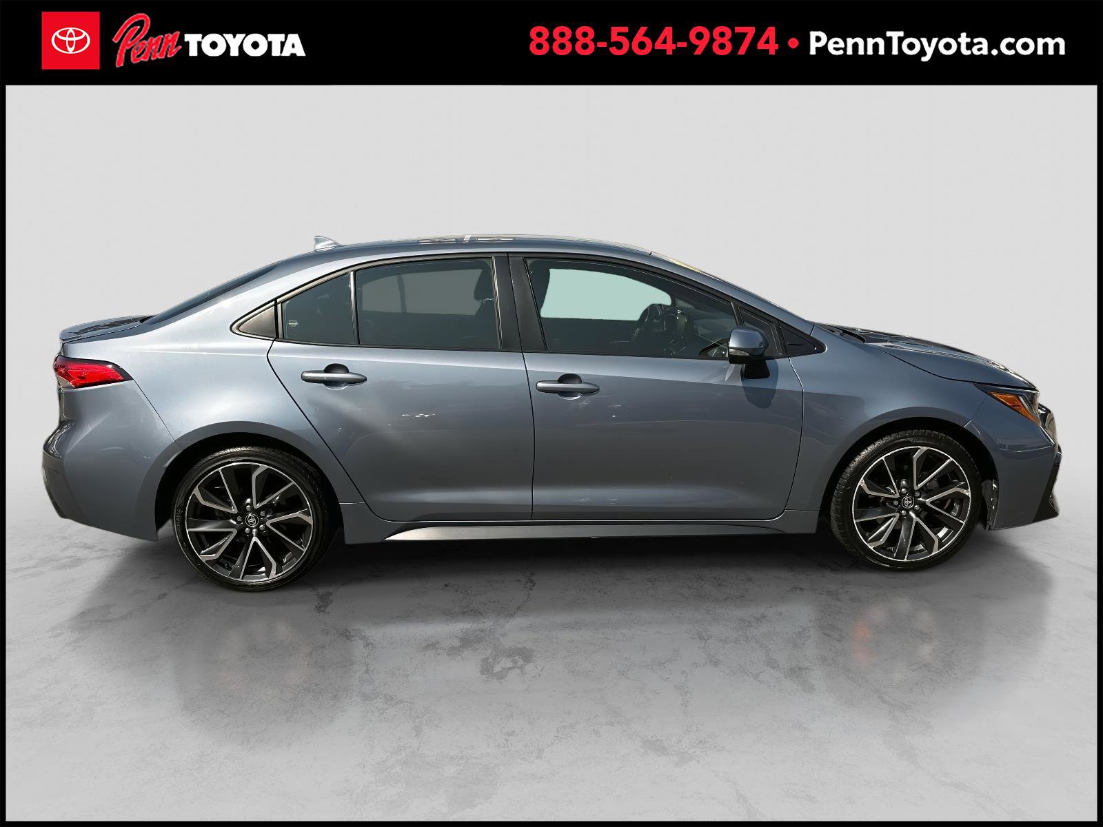 2022 Toyota Corolla SE photo 2