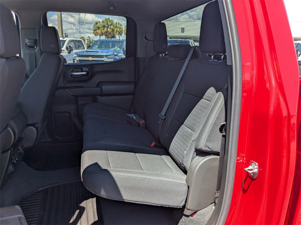 2025 Chevrolet Silverado 1500 Custom photo 6