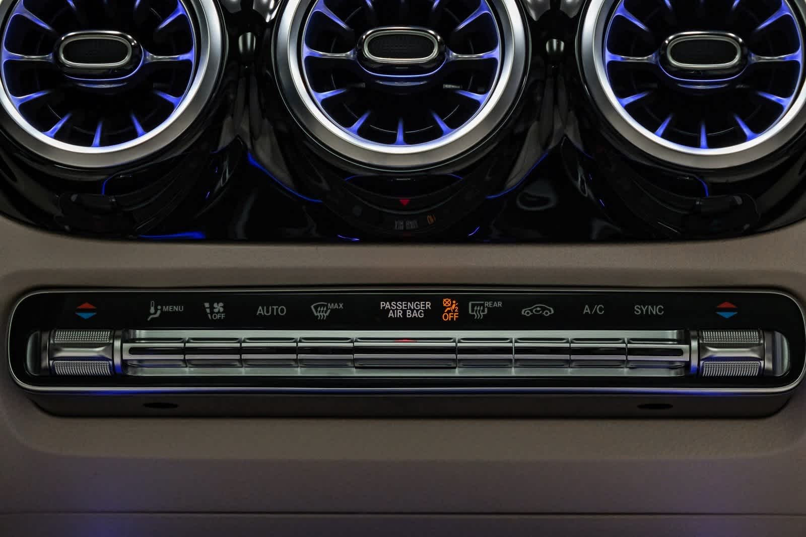 2025 Mercedes Benz GLA 250 photo 11