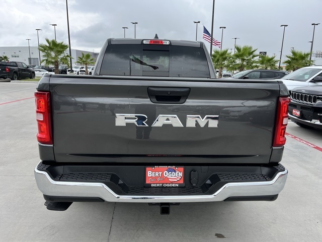 2025 Ram 1500 Tradesman photo 6