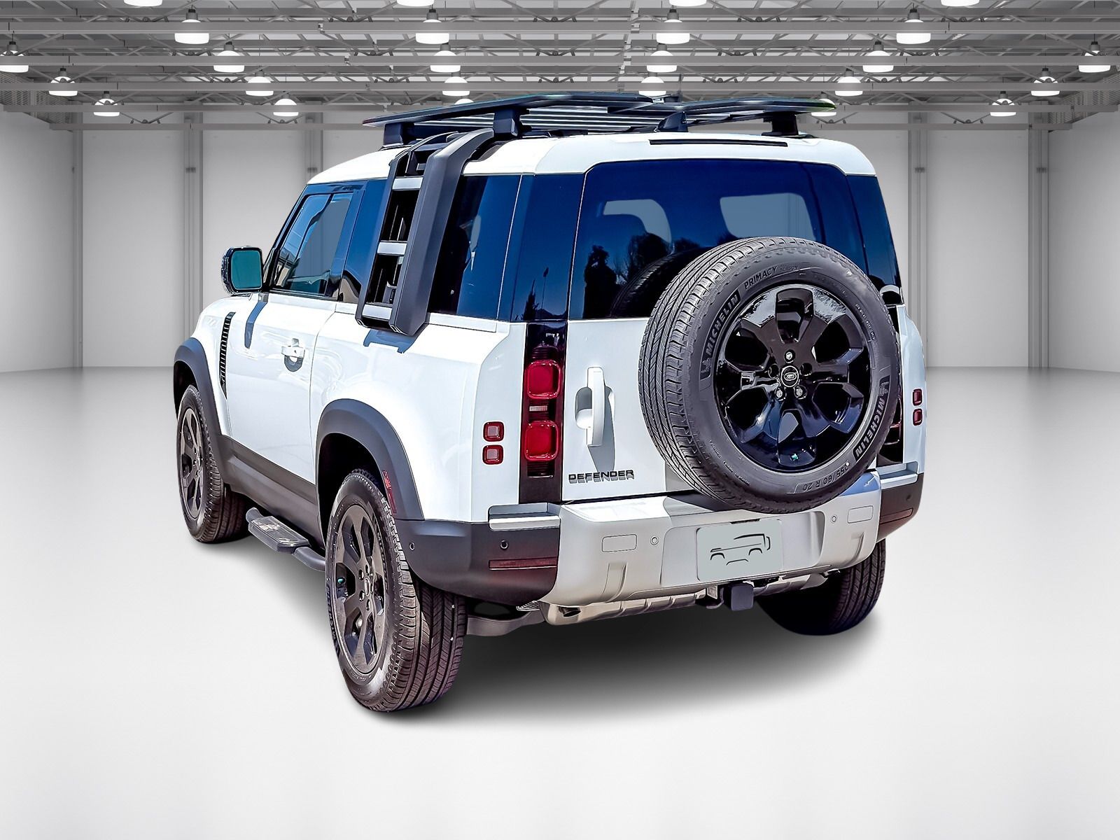 2025 Land Rover Defender 90 S photo 2