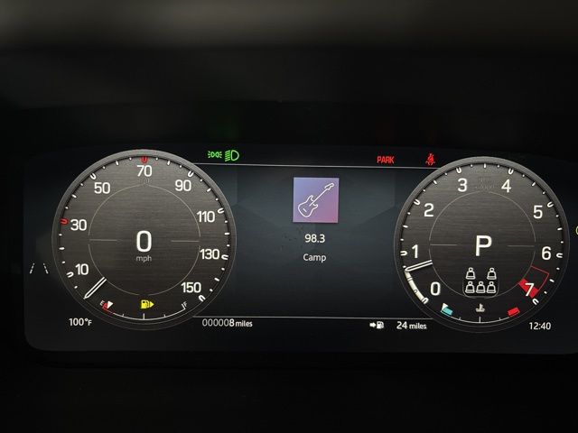 2025 Land Rover Defender 130 X-Dynamic SE photo 12