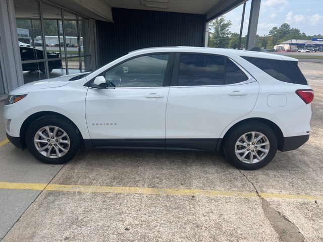 2021 Chevrolet Equinox LT photo 2