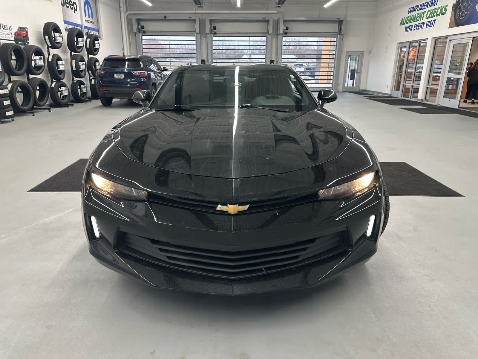 Used 2018 Chevrolet Camaro 1LT with VIN 1G1FB1RS9J0161911 for sale in Shawnee, KS