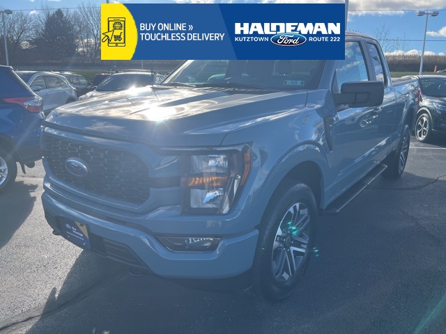 2023 Ford F-150 XL's photo