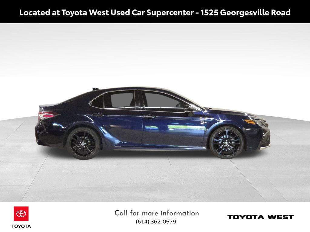 2022 Toyota Camry XSE photo 4
