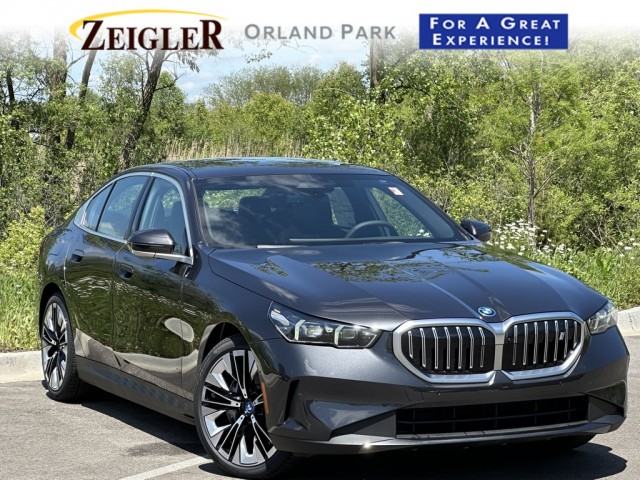 New 2025 BMW i5 i5 xDrive40 Sedan in Orland Park #BF4390 | BMW of