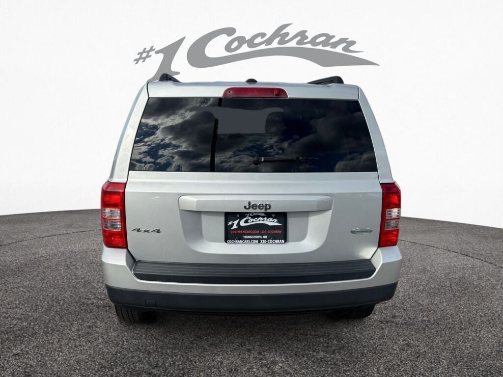 2011 Jeep Patriot Latitude photo 4