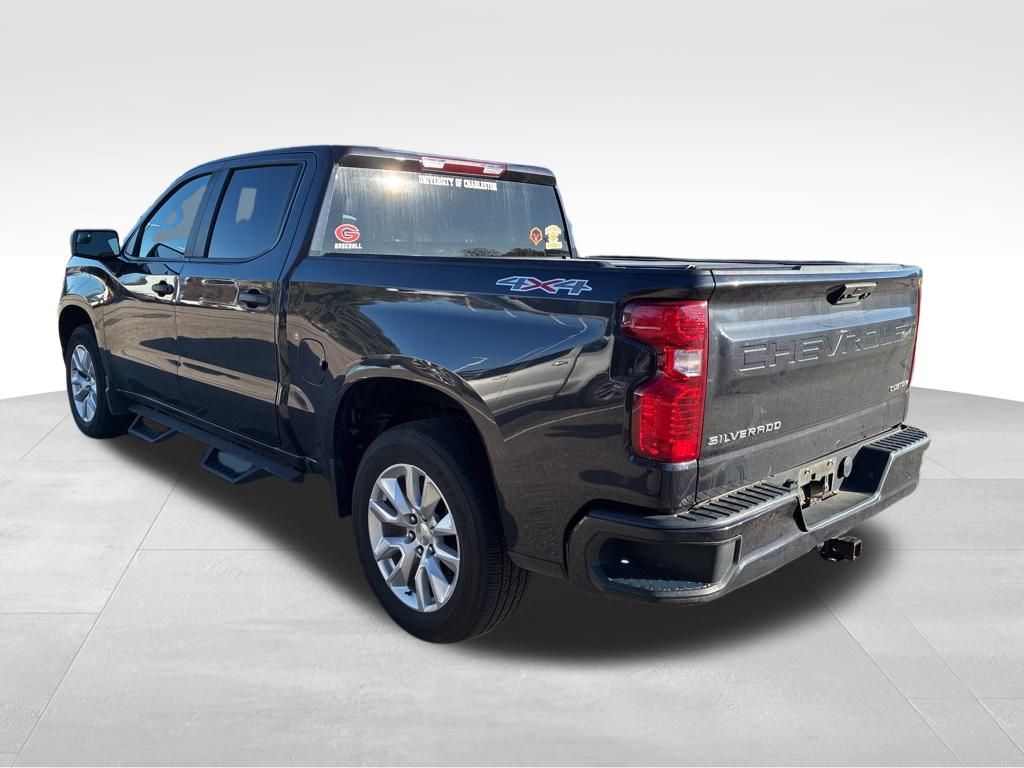 2022 Chevrolet Silverado 1500 Custom photo 3