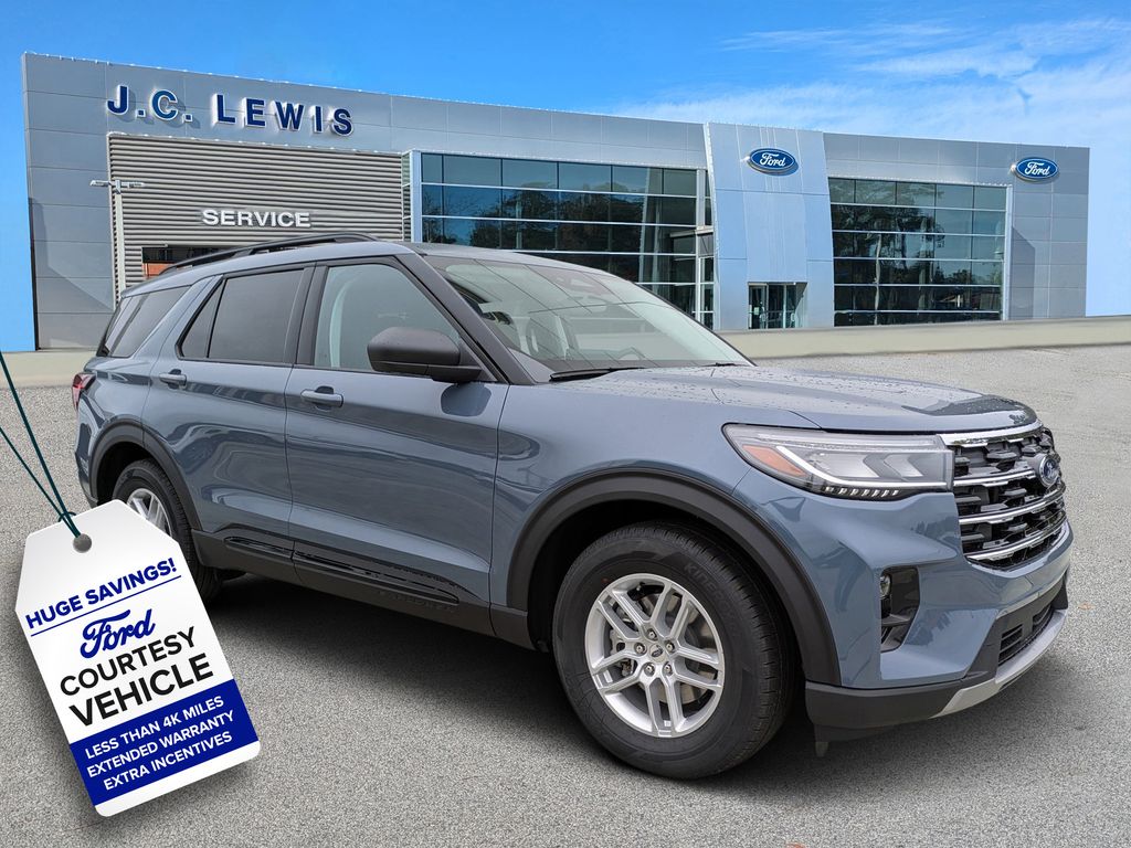 2026 Ford Explorer's photo