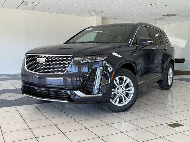 2025 Cadillac XT6 Luxury photo 2