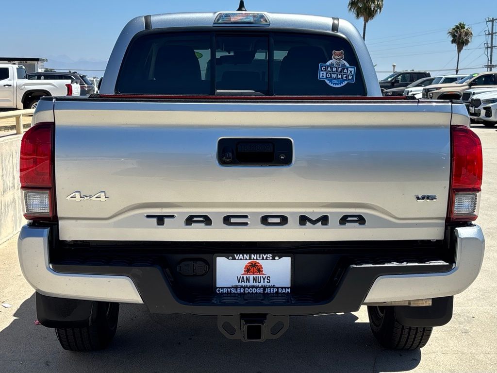 2022 Toyota Tacoma SR V6 photo 4
