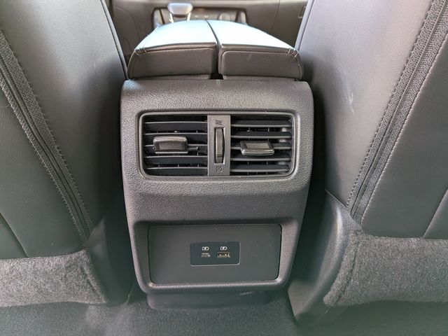 2021 Nissan Rogue SV photo 10