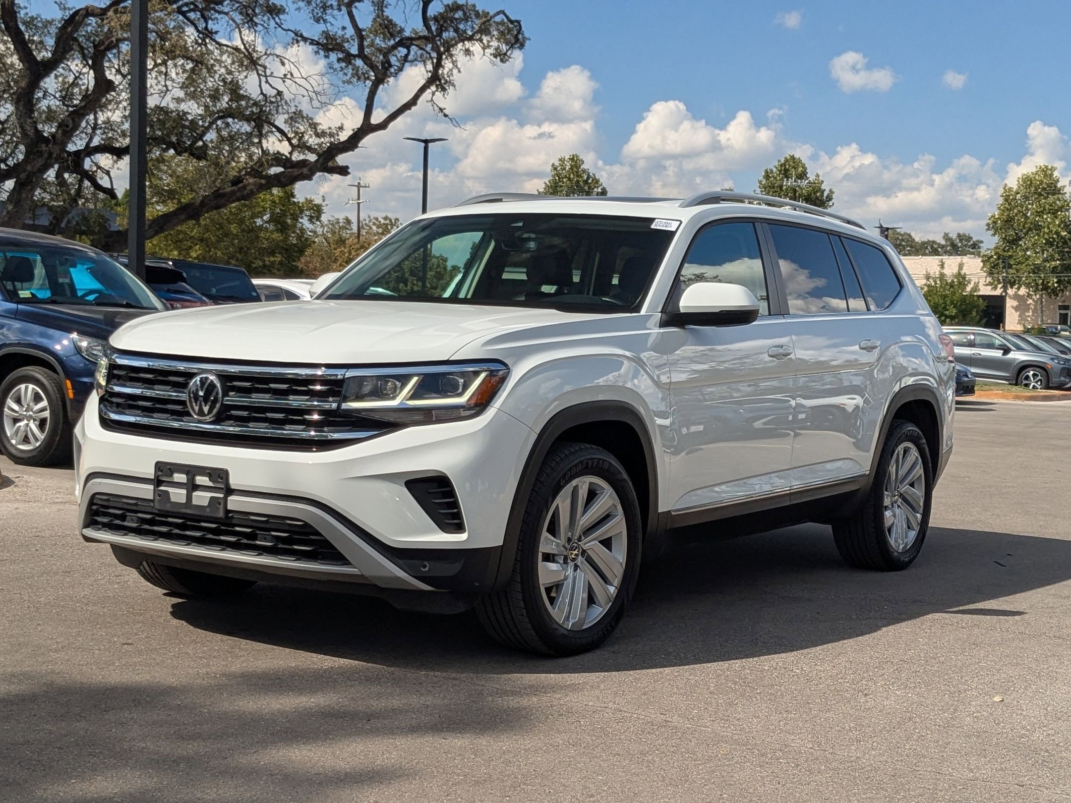 2021 Volkswagen Atlas V6 SEL photo 4