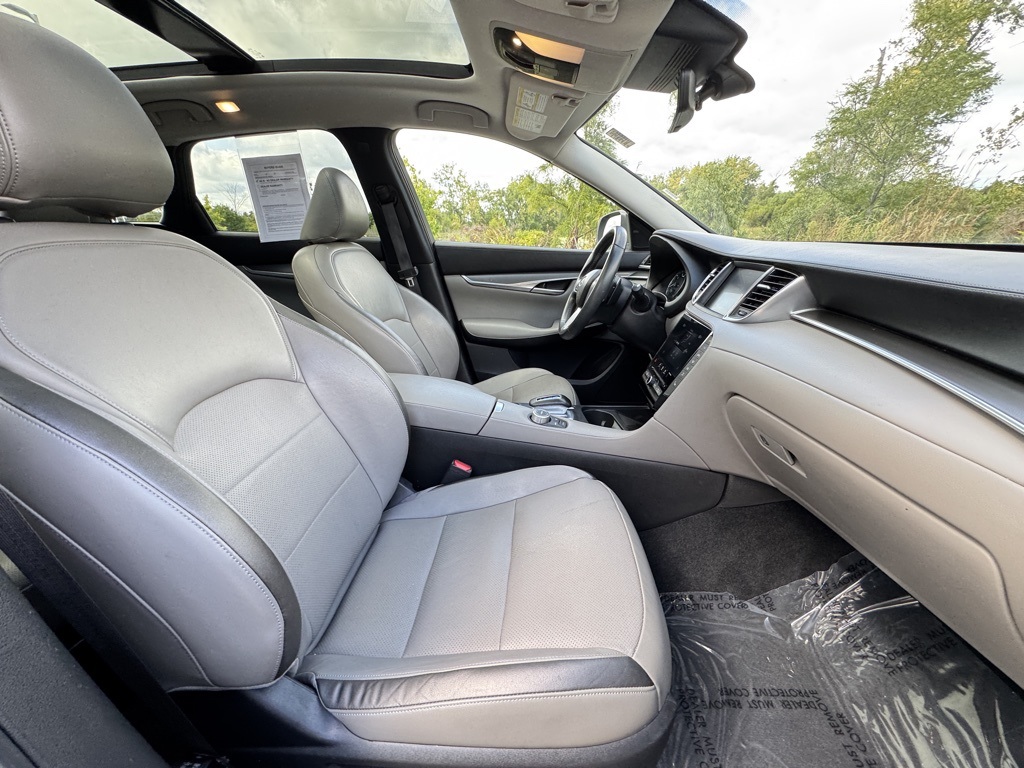 2024 Infiniti QX50 Luxe photo 27