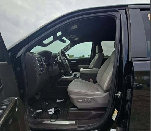 2020 Chevrolet Silverado 1500 RST photo 4