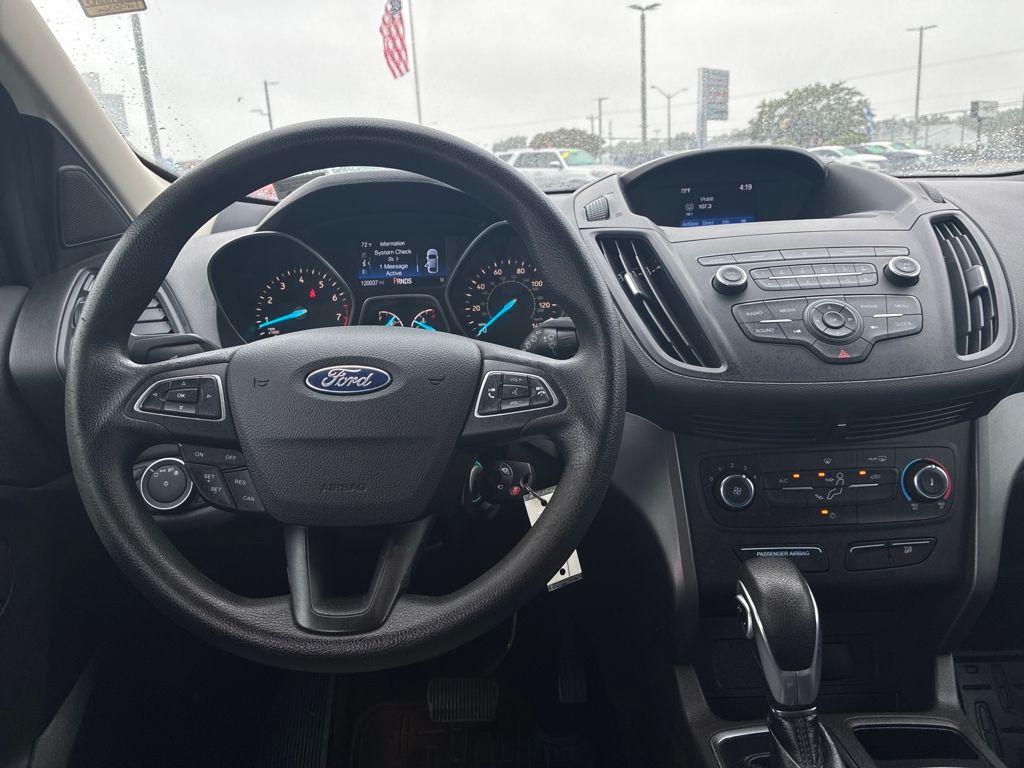 2019 Ford Escape S photo 12