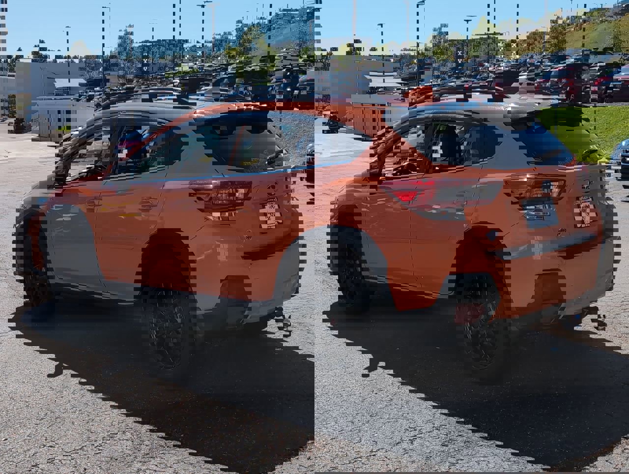 2020 Subaru Crosstrek Limited photo 2
