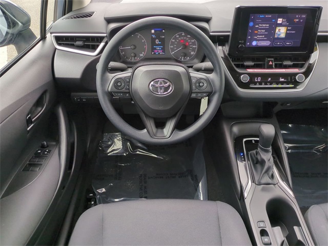 2025 Toyota Corolla LE photo 14