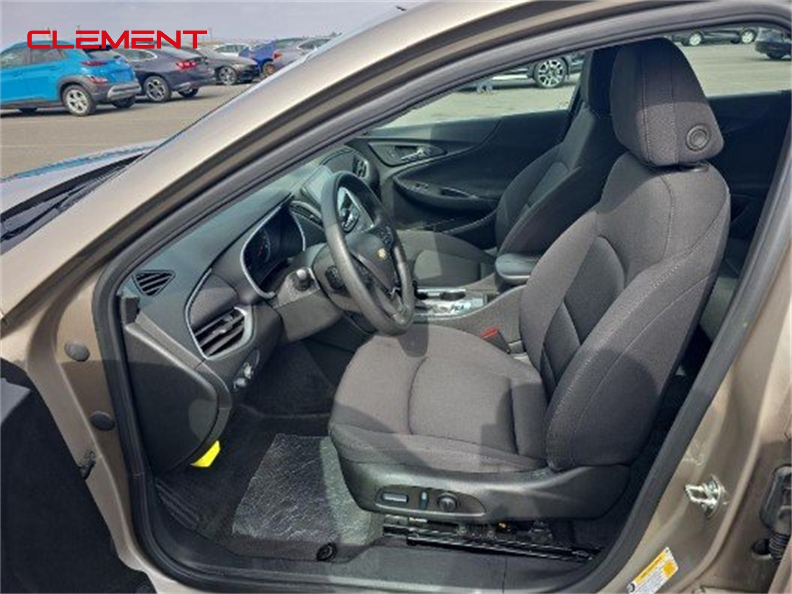 2024 Chevrolet Malibu 1LT photo 3
