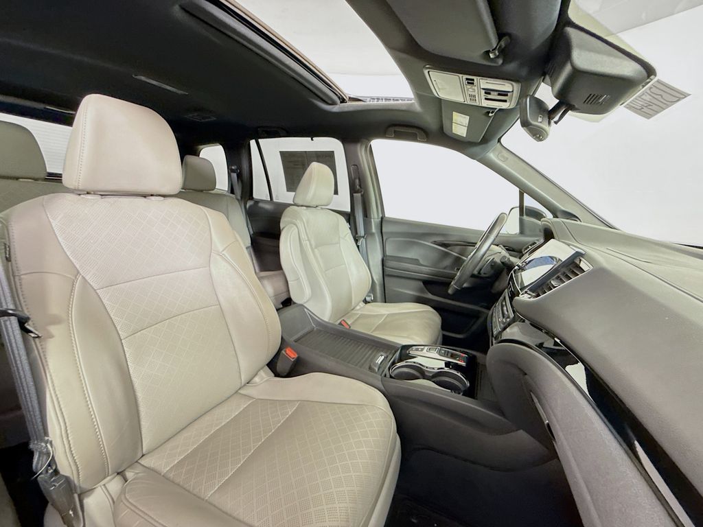 2019 Honda Passport Elite photo 31