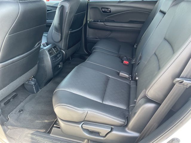 2023 Honda Passport Elite photo 11