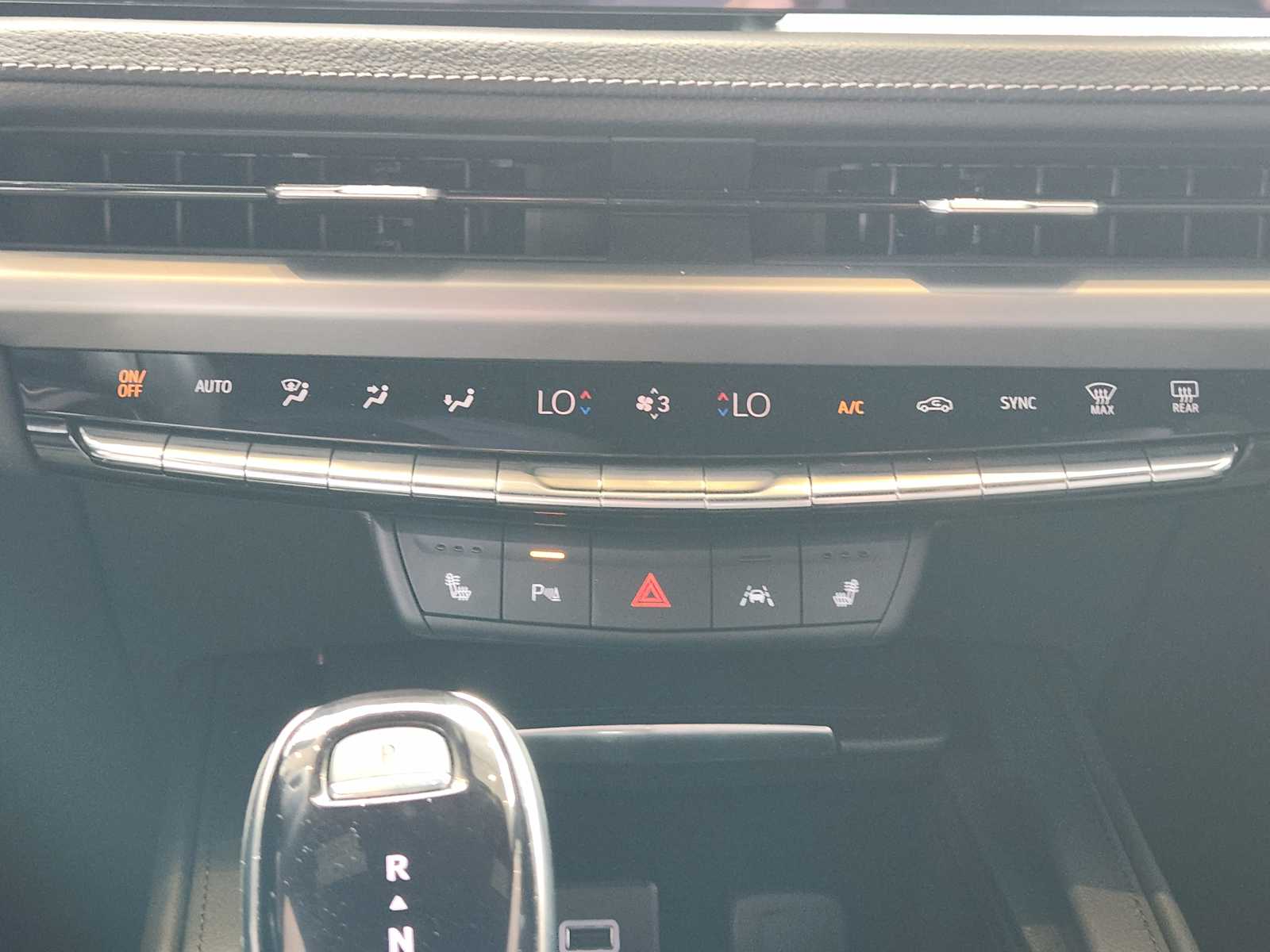2025 Cadillac XT4 Premium Luxury photo 10