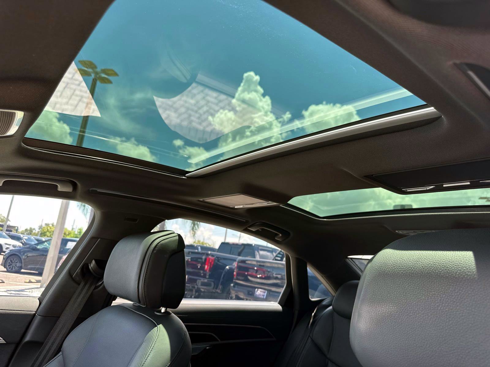 2023 Audi A8 L 55 TFSI Quattro photo 21