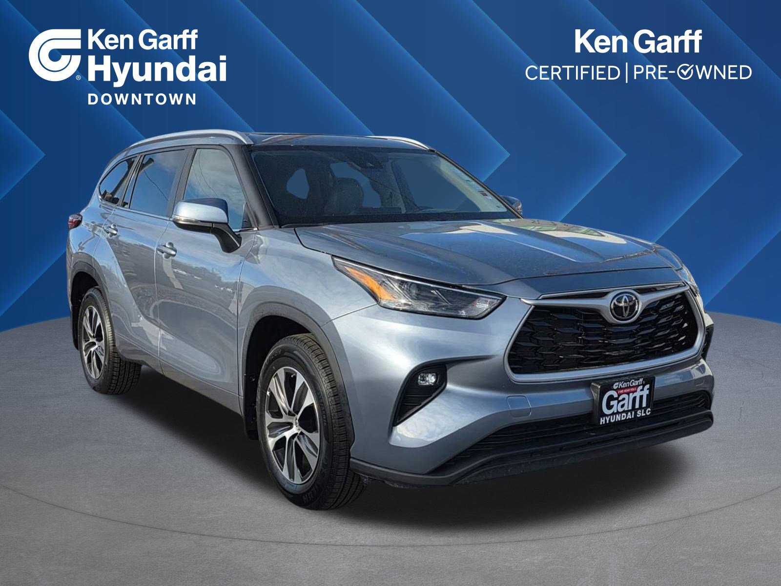 2023 Toyota Highlander XLE's photo