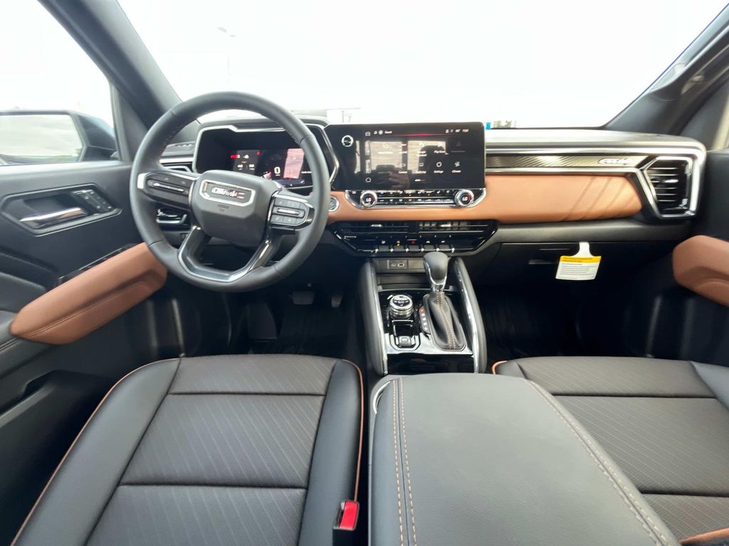 2026 Gmc Canyon AT4 photo 13