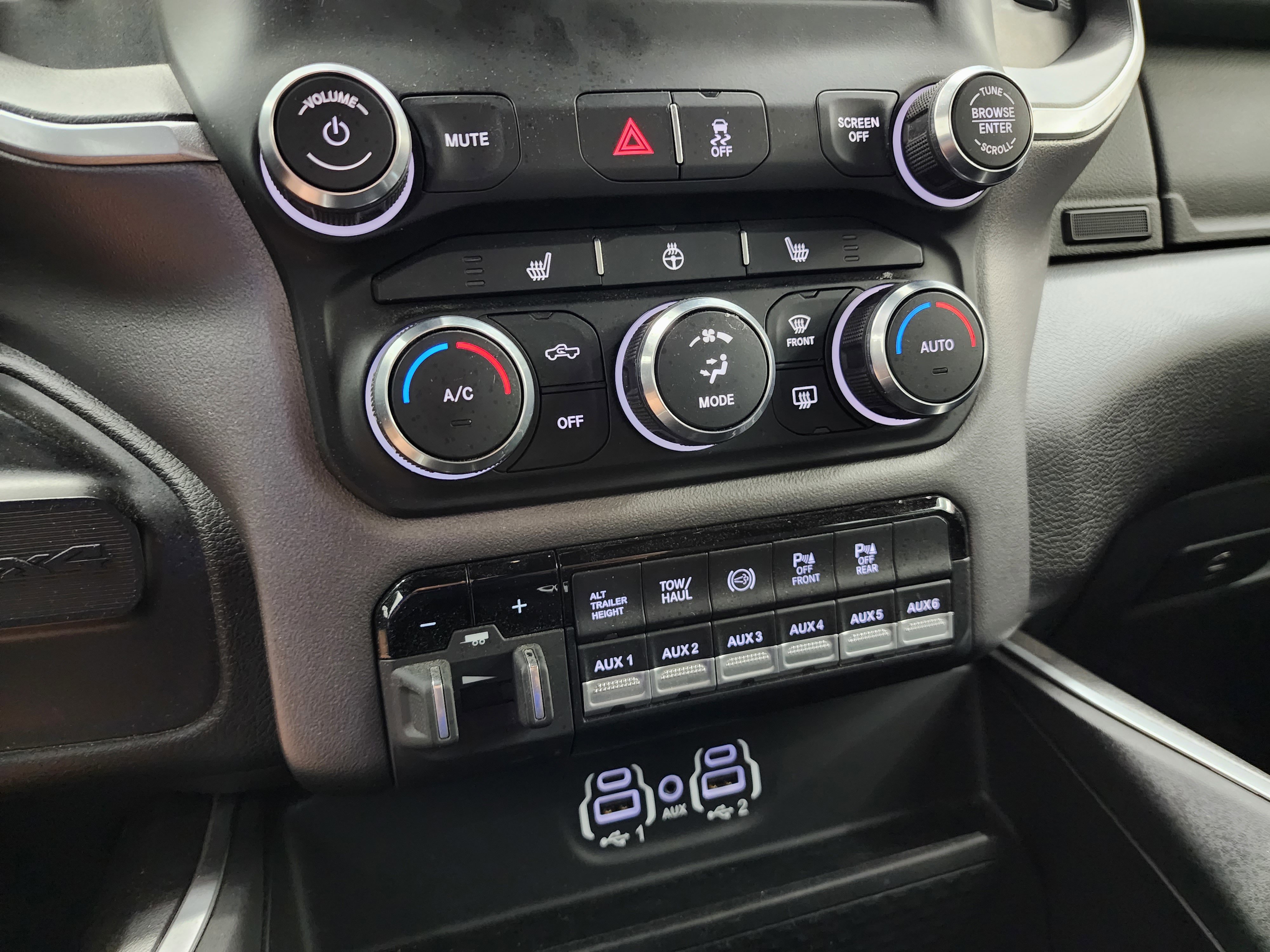 2022 Ram 2500 Big Horn photo 13