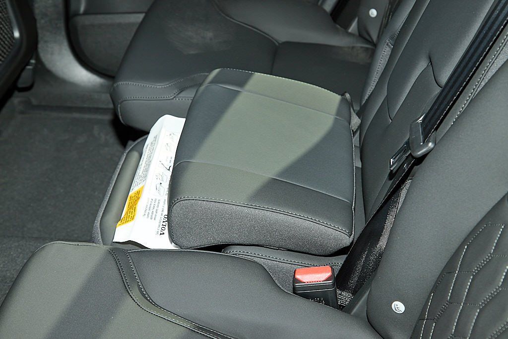 2026 VOLVO XC90 - Image 20