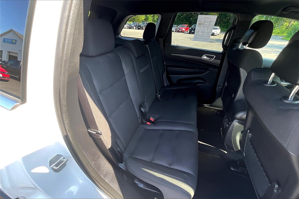 2021 Jeep Grand Cherokee Laredo E photo 18