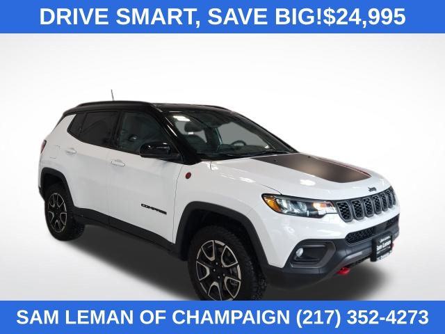2024 Jeep Compass Trailhawk's photo