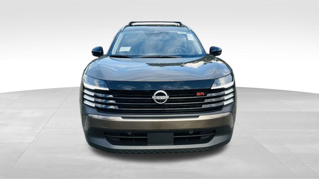 2026 Nissan Kicks SR photo 2